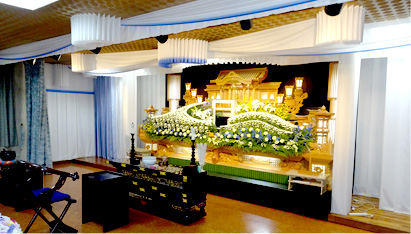 早岐会館 ホール祭壇