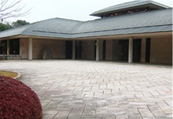 佐世保市の公営斎場　佐世保市東部 芳世苑